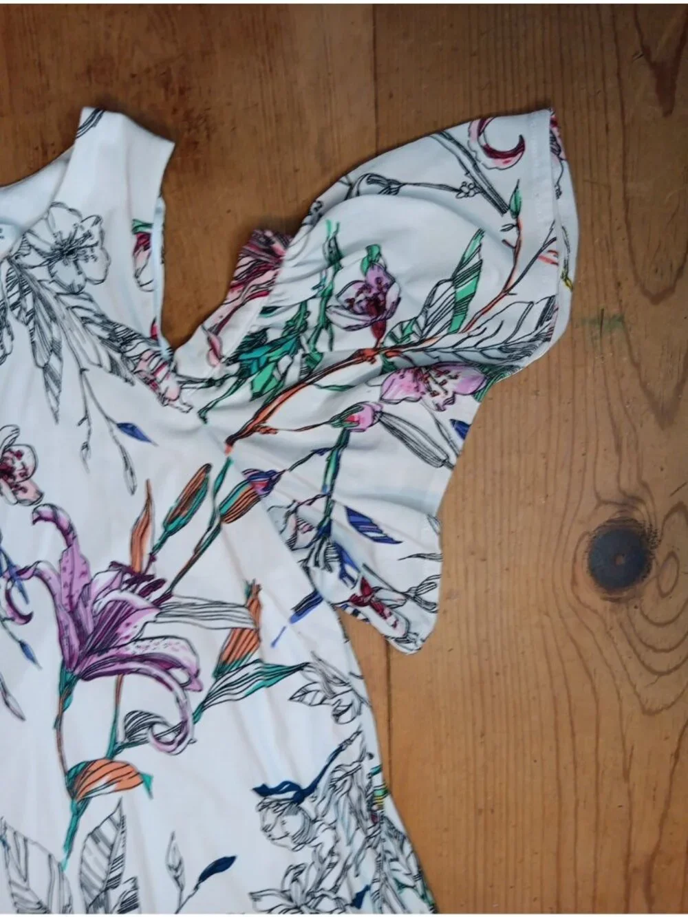 Studio One Women Plus 14W Dress Outline Floral Cold Shoulder Flutter Sleeve Knit